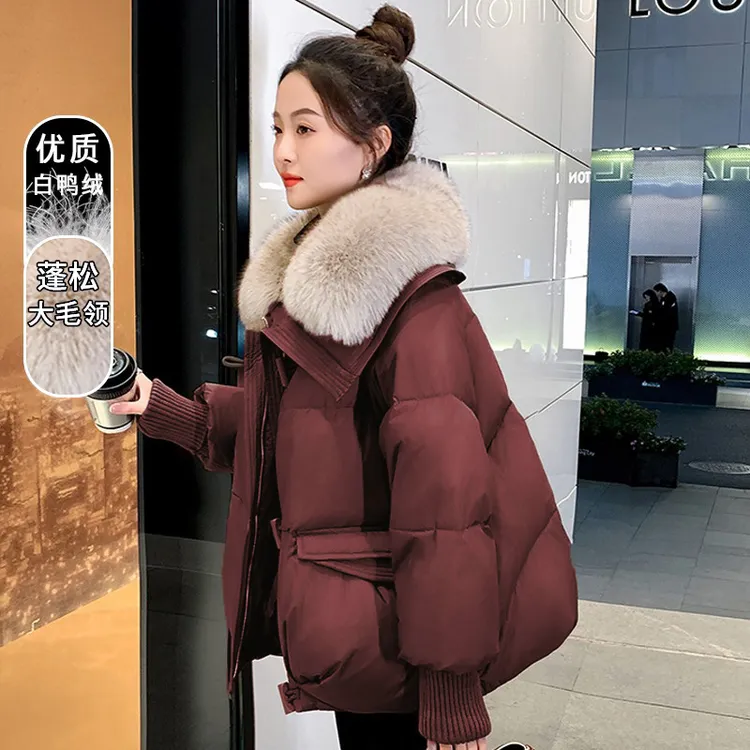 本命年短款保暖羽绒服女冬季2025新款高端小个子白鸭绒大毛领外套