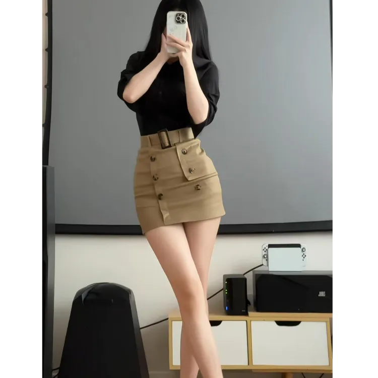 纯欲辣妹风通勤穿搭春夏季新款收腰黑色衬衫+工装短裙两件套装