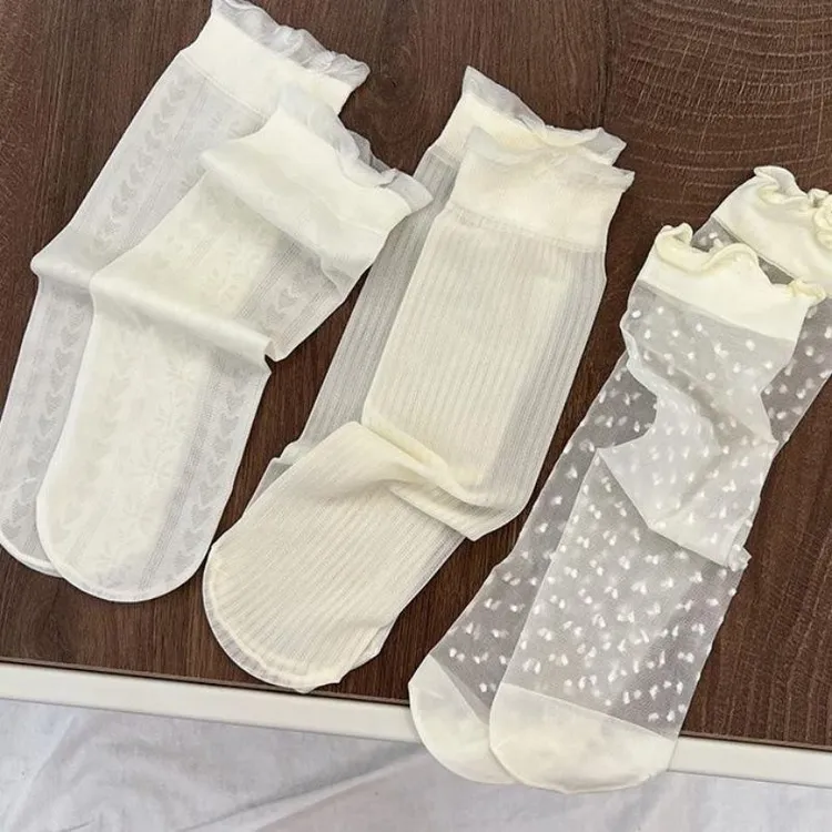 超薄透气冰丝花边短袜女款透气网眼堆堆袜可爱百搭无跟袜少女薄袜