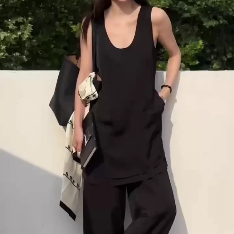  2025夏季新款时尚显瘦气质女士网红洋气两件套百搭款D6603