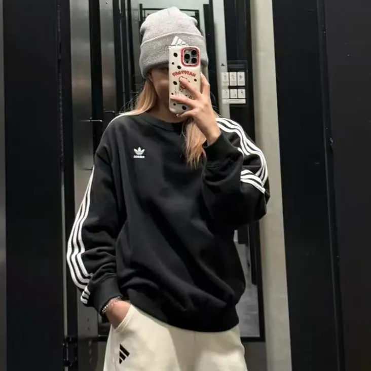 adidas/三叶草秋季休闲百搭宽松圆领运动卫衣JN9786/89