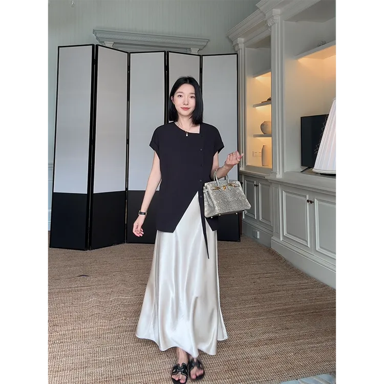 郭九九呢 100%棉不规则开衩短袖上衣斜裁缎面半身裙 G925C10266