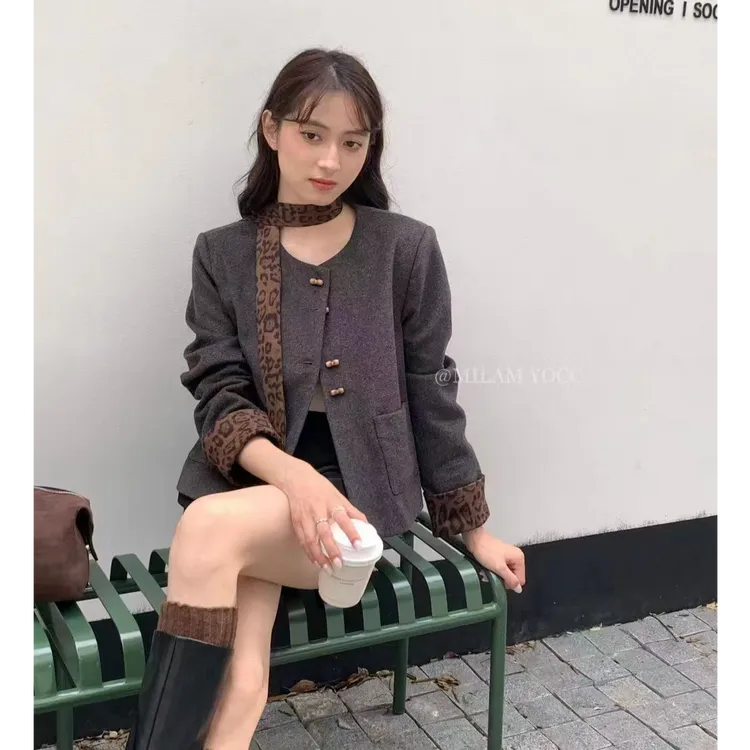 薄款长袖防风女秋季短外套开衫百搭黑色短款气质针织秋冬