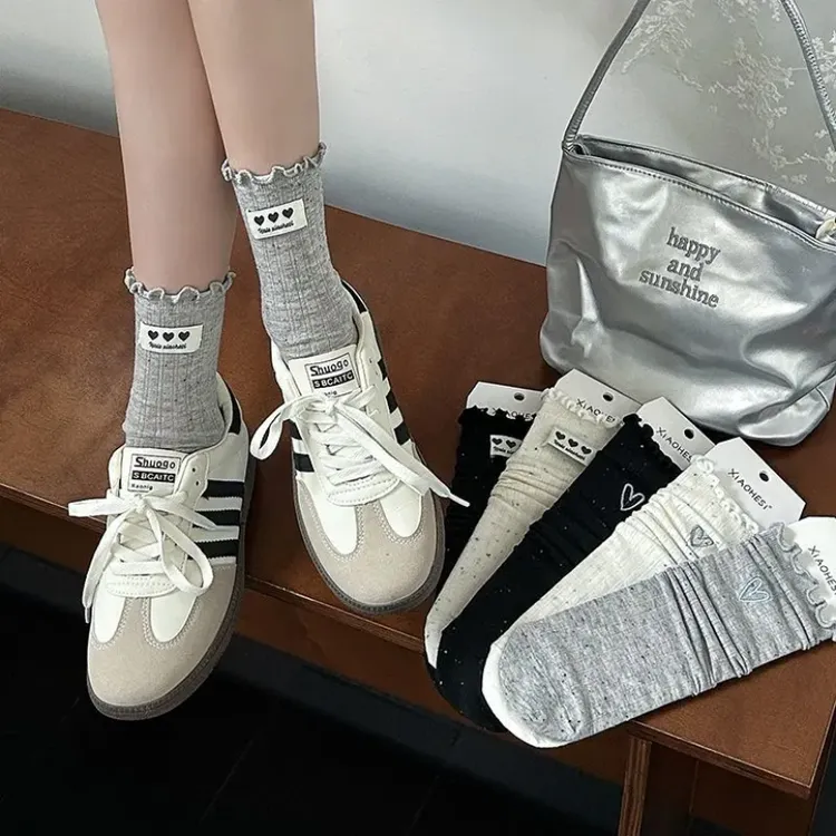 2025春夏新品韩系ins风黑白灰点子纱刺绣爱心配饰布标薄款堆堆袜