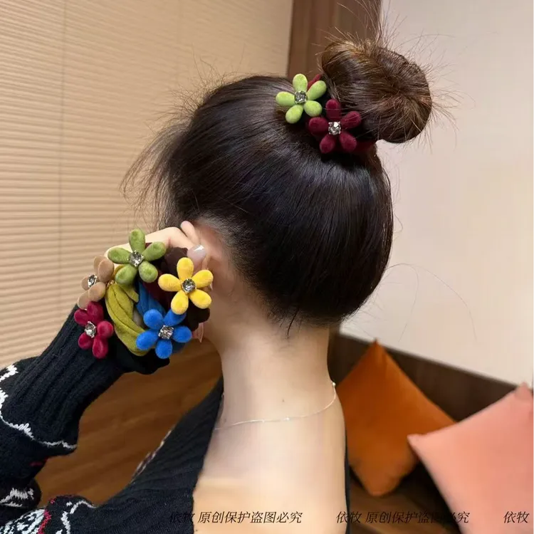 依牧韩国东大门新款秋冬植绒花朵加宽无接缝头绳高级闪钻无痕发圈