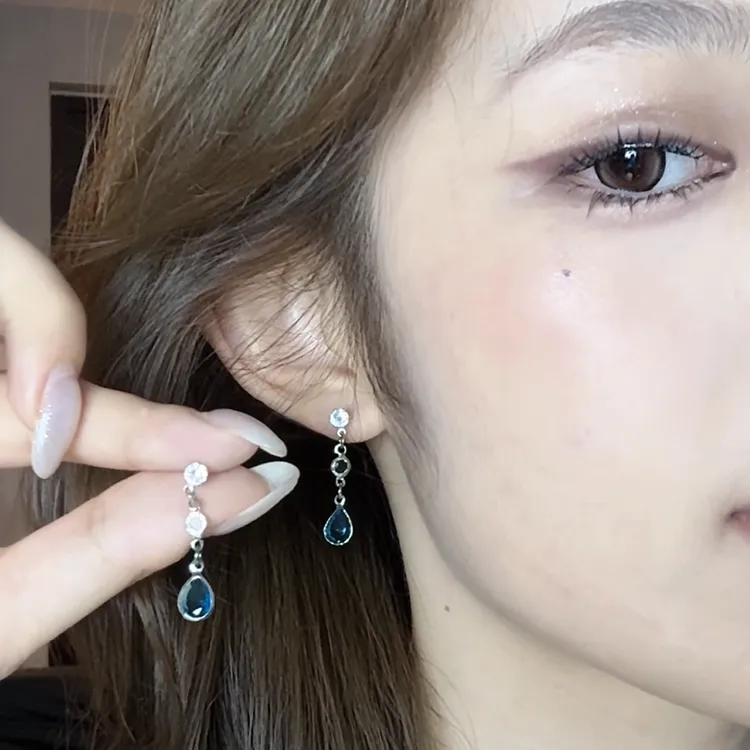 合金锆石耳饰 蓝精灵耳钉耳饰小众独特耳环高级耳坠新款蓝色水滴