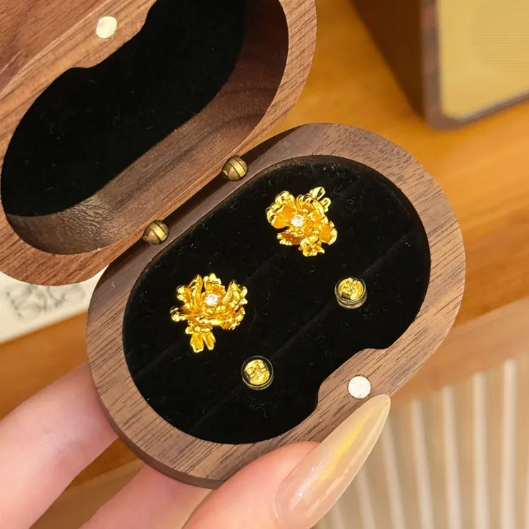 铜合金耳饰 新中式国潮风拉丝牡丹花耳钉时尚百搭女精致闺蜜同款