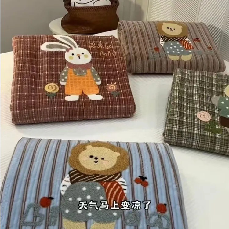 【四眼兔家纺】秋冬高品质立体绣宝宝绒床盖