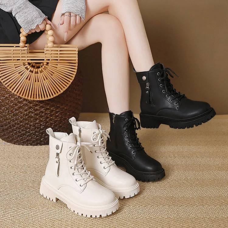 马丁靴2025新款英伦风秋冬季厚底白色短靴配裙子高帮靴子女