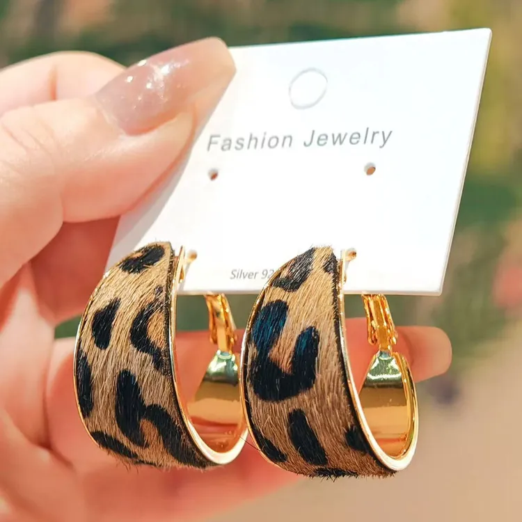 铜合金无非金属耳饰 复古几何宽边豹纹圆圈耳圈耳环女秋冬新款
