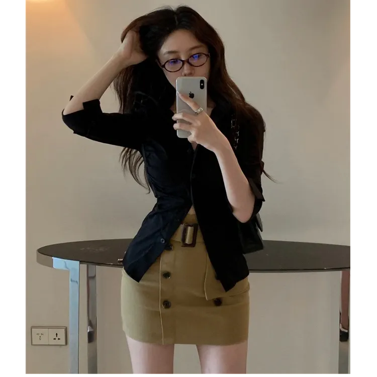 【鱼鲨鲨专属】高级气质卡其色纽扣包臀显瘦性感洋气衣服女夏日