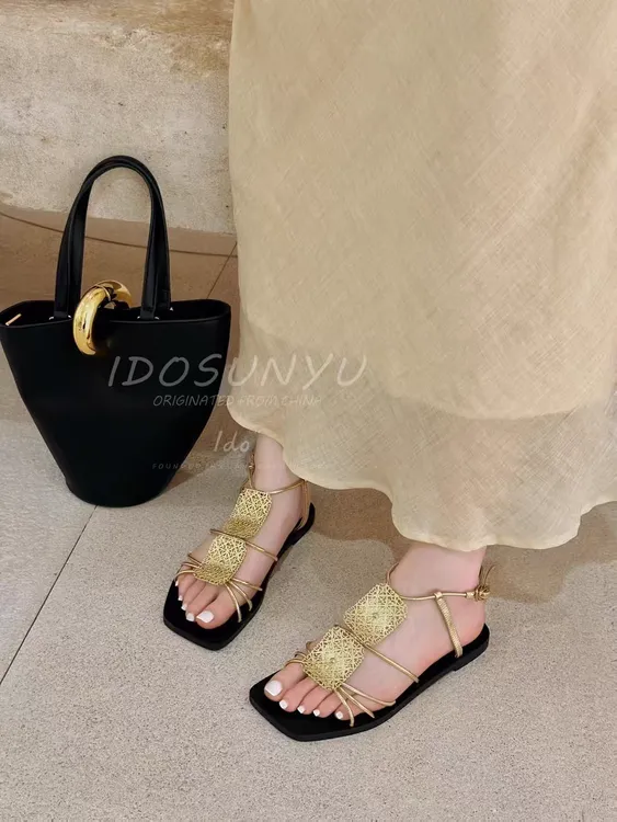 欧洲站Ido凉鞋2025真皮罗马凉鞋老钱风法式平底外穿凉拖鞋罗马鞋