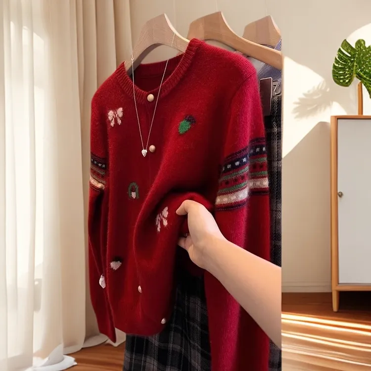 洋气减龄外套刺绣百搭毛衣女欧洲站春秋冬季新款软糯羊绒针织开衫