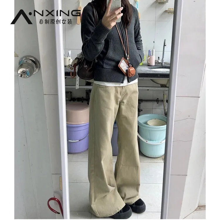 美式复古卡其色牛仔裤女秋冬加绒新款低腰显瘦拖地不贴腿喇叭裤子