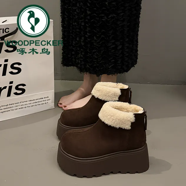 啄木鸟厚底雪地棉靴女2025冬季新款短筒加绒加厚保暖防滑毛毛棉鞋