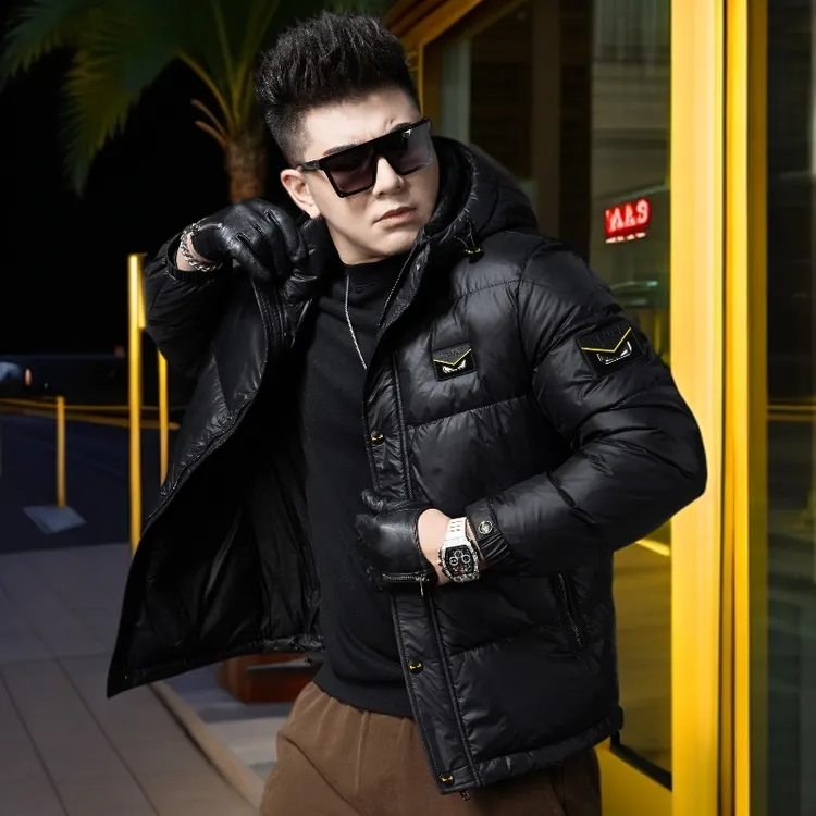 维斯克纳潮牌徽章白鸭绒羽绒服男士冬季新款保暖防寒服连帽外套男