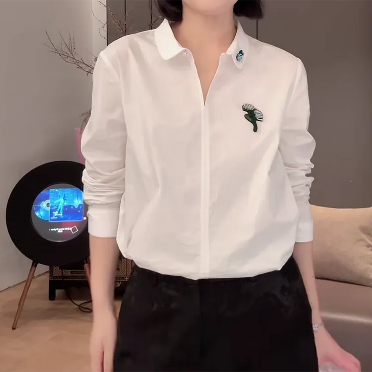 棉刺绣小蝴蝶轻奢高级感长袖独特衬衣衬衫C6239