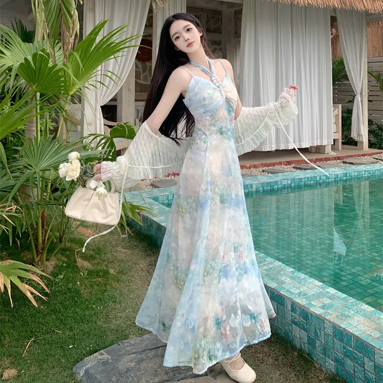  6812 胖mm大码气质海边度假法式碎花吊带裙