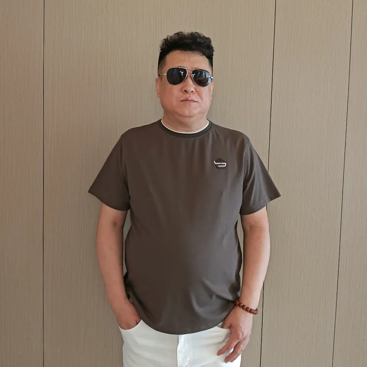  男士加肥加大纯色夏季时尚百搭休闲半袖T恤衫圆领宽松大码男装WT