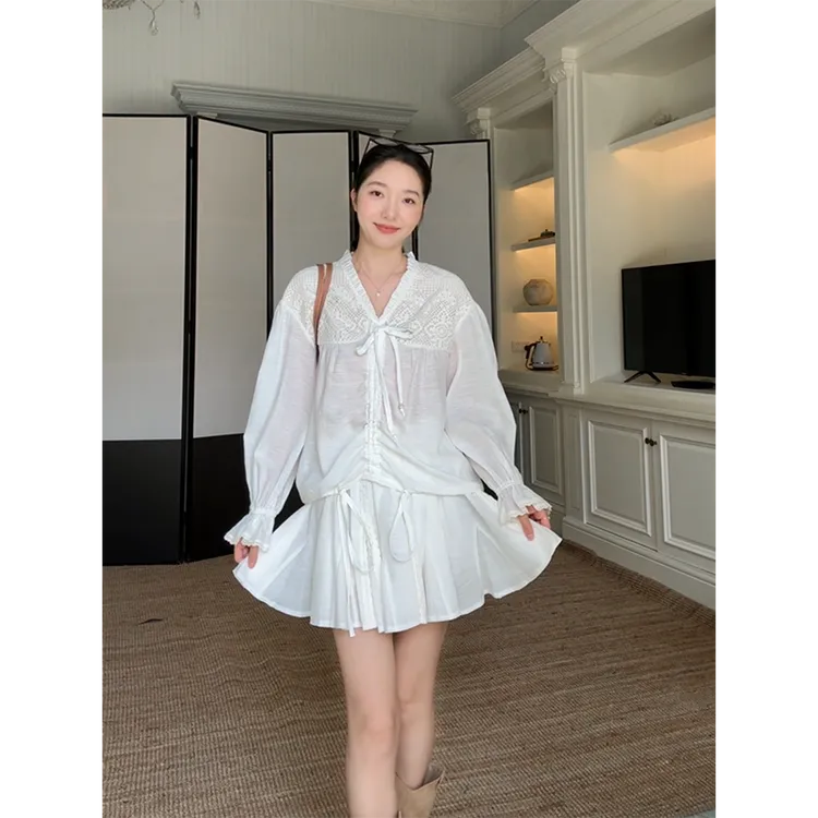郭九九呢 醋酸蕾丝拼接花边抽绳喇叭袖衬衫百褶短半裙 G925A13931