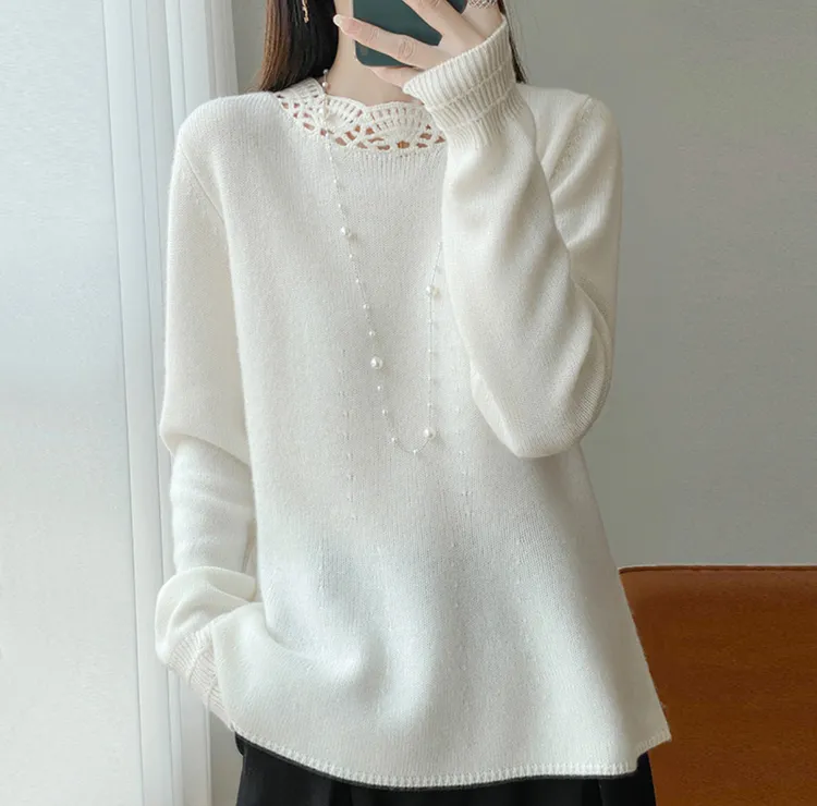 秋冬新款镂空钩花半高领100%羊毛衫女时尚修身收腰毛衣内搭针织衫