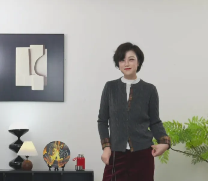 【U.M】劳伦开衫绞花螺纹羊毛格子撞色圆领针织开衫毛衣经典款保暖