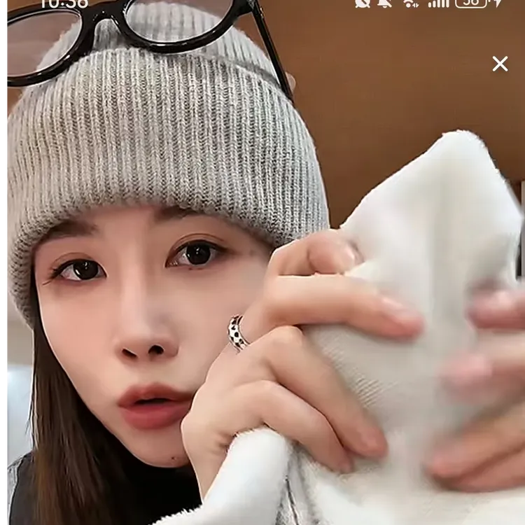 月月 2025秋冬新款小众设计简约百搭针织帽显瘦休闲帽 2511C7445