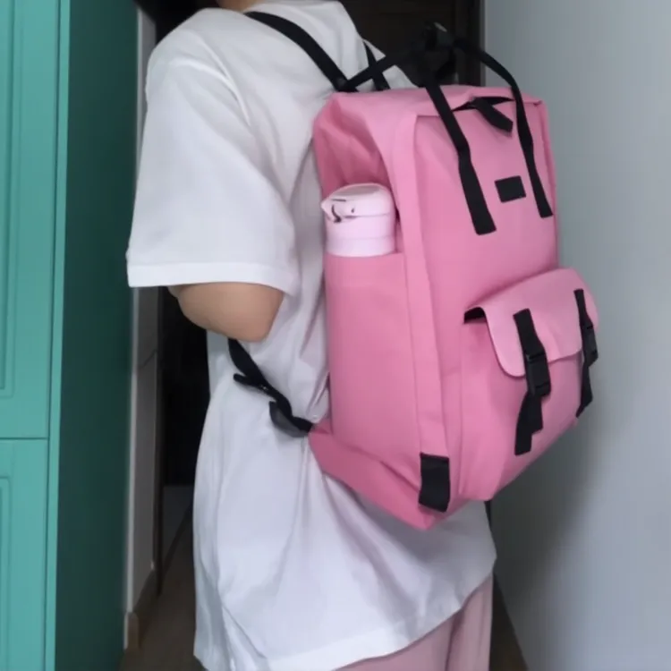 简约大容量尼龙背包百搭超轻防水糖果色双肩背包大中学生出门背包