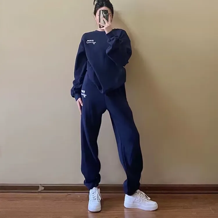 时尚套装休闲风卫衣束脚显瘦休闲圆领套装宽松网红减龄洋气