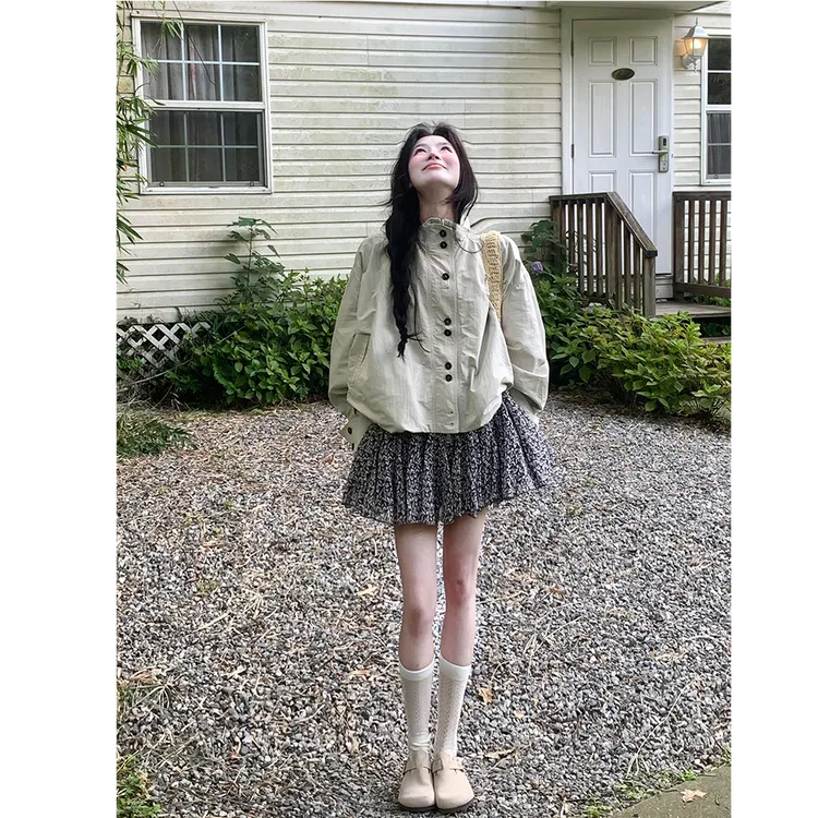 早秋慵懒感立领纯色长袖短款外套上衣女碎花半身裙短裙两件套