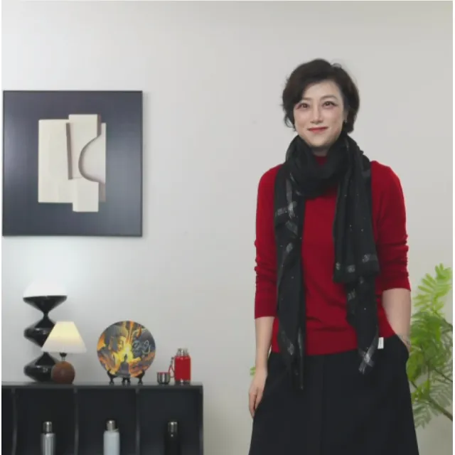 【U.M】黑色星空极简风黑色亮片100支100%羊毛围巾披肩休闲围脖