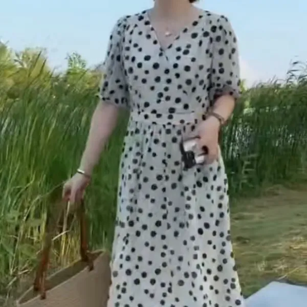 波点长裙V领七分袖夏季连衣裙百搭法式减龄裙子收腰洋气连衣裙