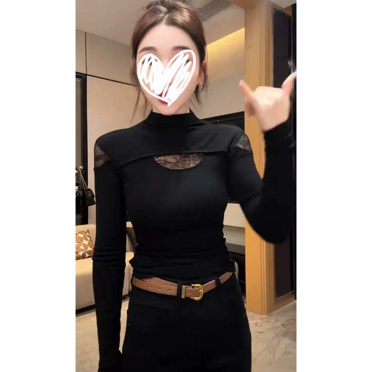 半高领镂空蕾丝拼接长袖T恤女2025冬季新款加绒显瘦百搭气质上衣