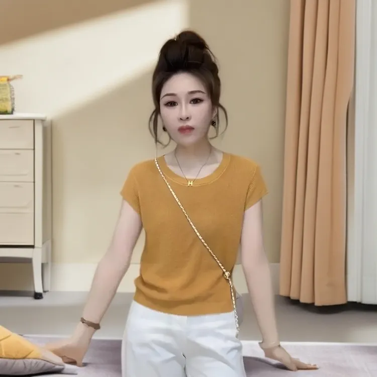 设计感后背镂空冰丝短袖针织衫女2025夏季新款小众炸街毛衣女秋冬