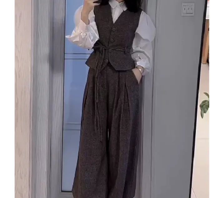 2025洋气新款时尚女装网红宽松棉服潮流爆款衬衫马甲裤子两件套陶