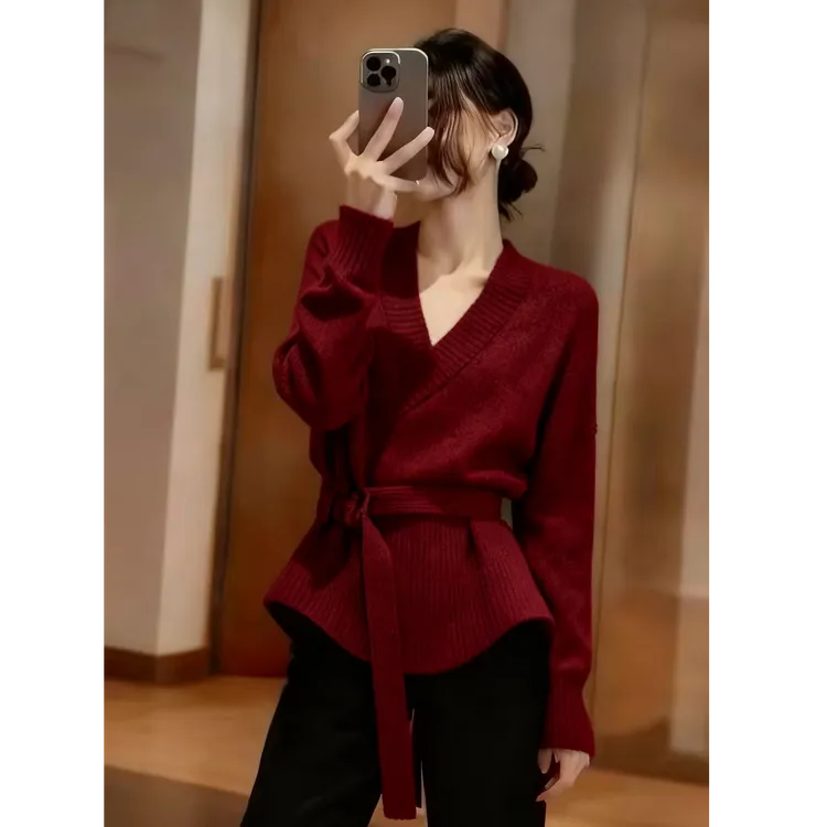 欧货高端红色设计感系带针织衫2025秋冬显瘦休闲百搭长袖上衣毛衣