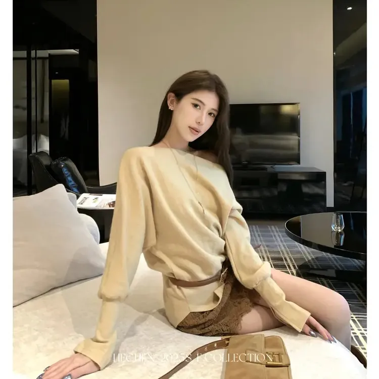 2025早秋季温柔风斜肩宽松显瘦针织衫上衣+蕾丝吊带裙两件套装女