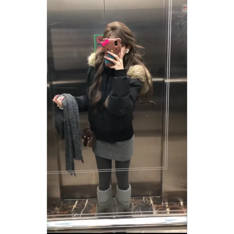 MARIE.COCO韩系深秋初冬保暖厚外套穿搭小个子加厚连帽毛领棉服女