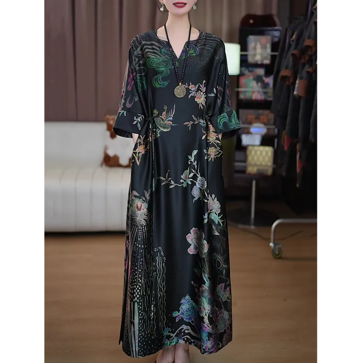 新中式复古气质连衣裙2025秋装新款文艺减龄遮肉大码显瘦高贵长裙