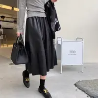 YG美拉德哑光拼接半身裙显瘦气质时尚休闲百搭A字高腰黑色秋季