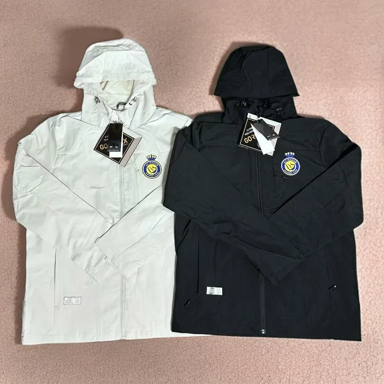 秋季曼城阿根廷利雅得胜利防水连帽冲锋衣德国足球速干训练服外套