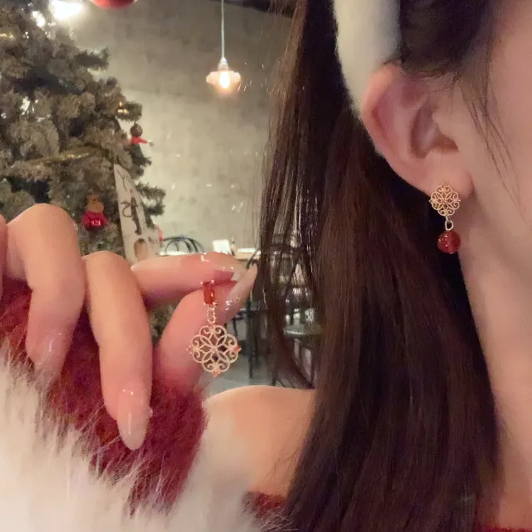 铜合金锆石耳饰 秋冬AB款新中式蕾丝花窗珠珠耳环女气质耳针耳饰