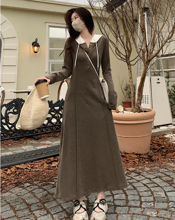 【猪猪队运费补贴】早秋新款长袖连帽拼接设计感收腰连衣裙