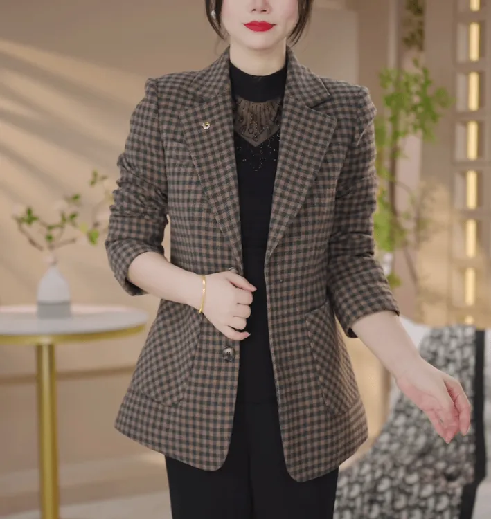 气质修身格子西装外套女2025年春秋新款洋气百搭休闲大码西服上衣