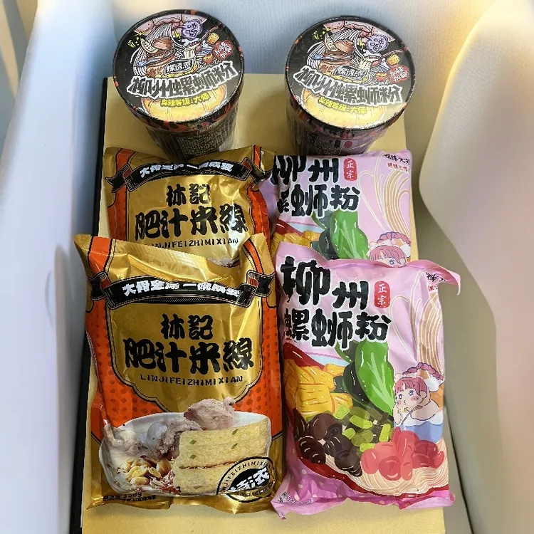 组合螺蛳粉2桶螺蛳粉2袋肥汁米线2袋