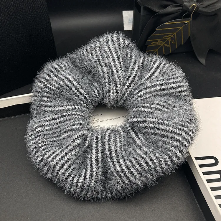 高级感2025秋冬水貂毛条纹大肠发圈韩版慵懒风扎头发丸子头发饰