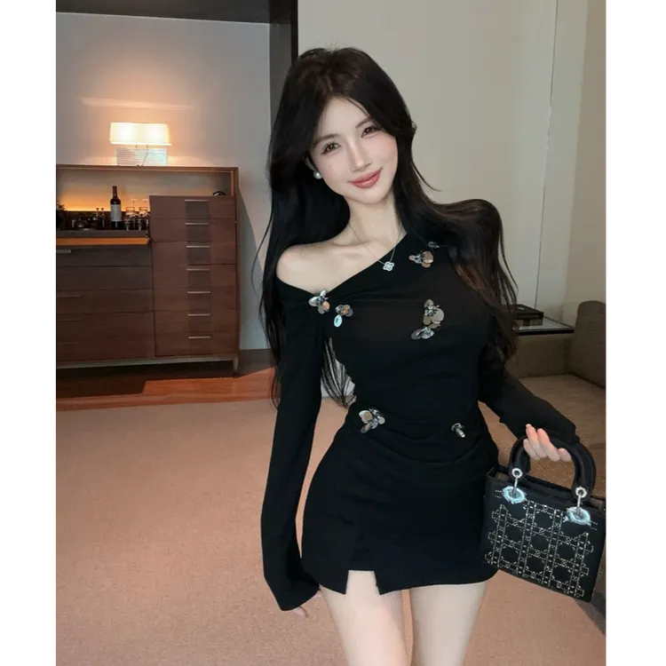 法式露肩亮片花朵设计感修身显瘦小众上衣百搭黑色半身裙