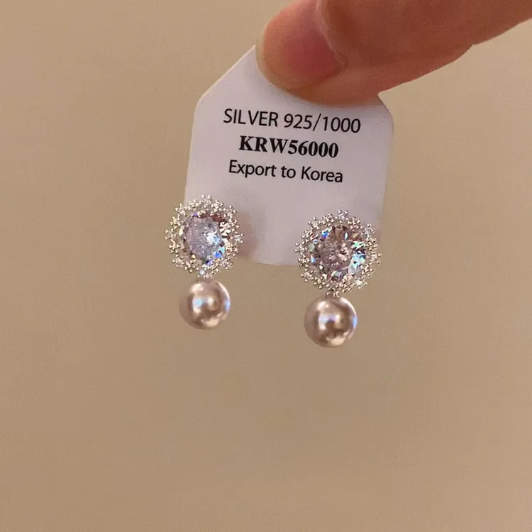 铜合金耳饰 法式雪花亮面仿珍珠耳钉千金感小众绝美气质秋冬耳饰