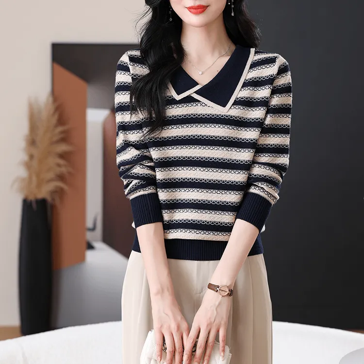 2024新款秋冬翻领女装长袖洋气时尚减龄显瘦针织宽松条纹套头打底
