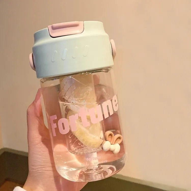 水杯女高颜值杯子ins新款2025茶水分离便携大容量吸管杯学生可爱